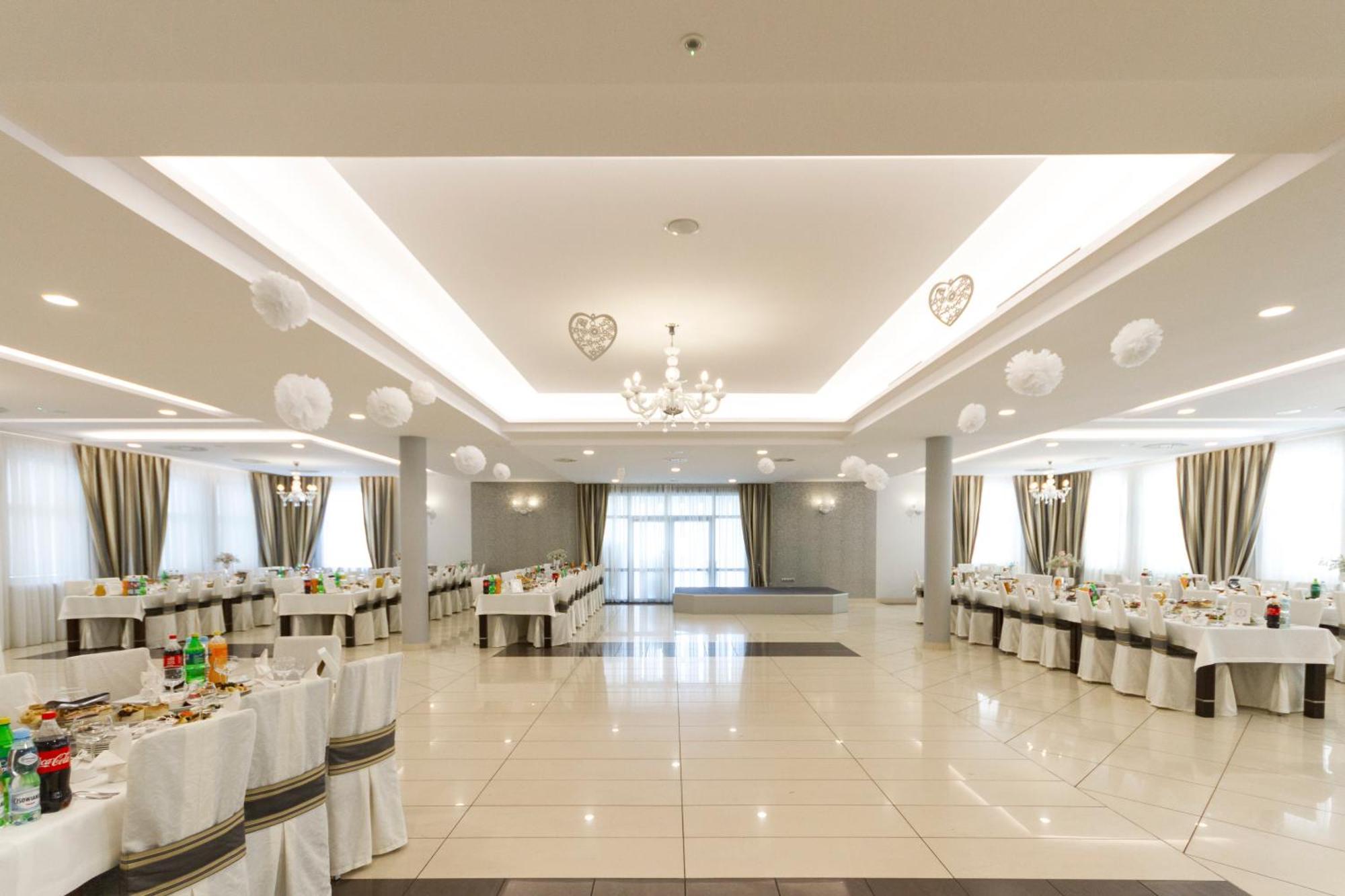 Wersal Siedlecki Hotel Siedlce Ngoại thất bức ảnh