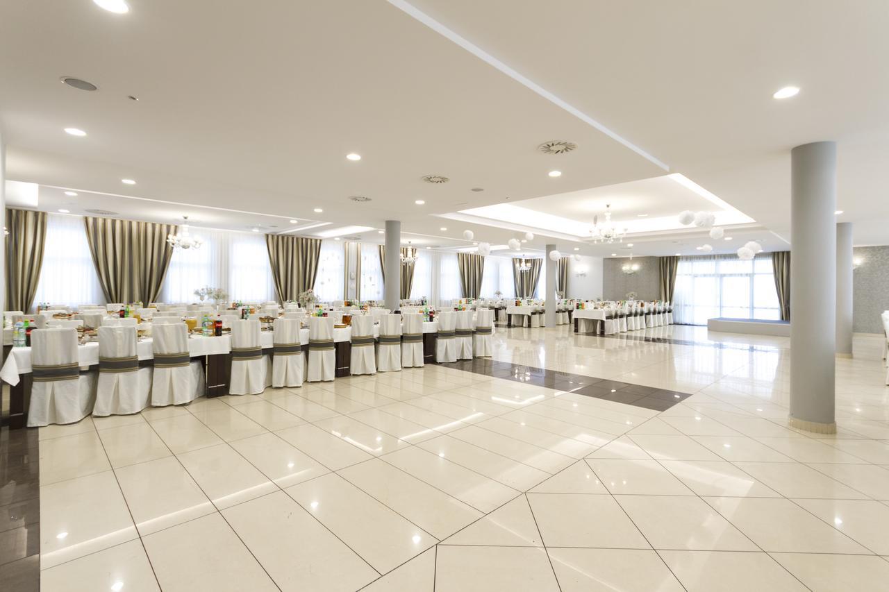 Wersal Siedlecki Hotel Siedlce Ngoại thất bức ảnh